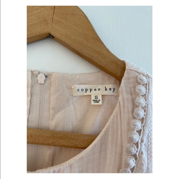 Blush Pink Blouse - Picture 3 of 3